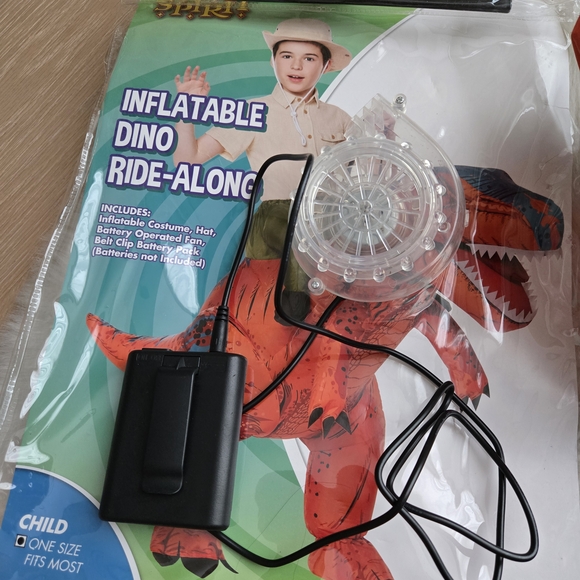 Spirit Inflatable Dino Ride-Along Costume - Picture 4 of 5